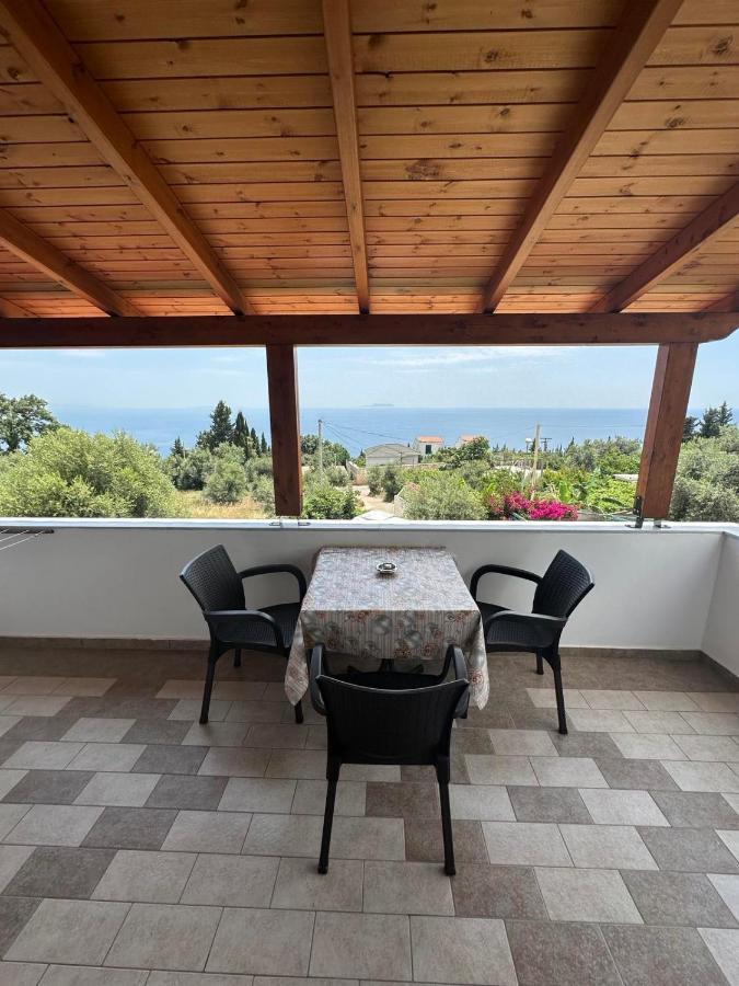 Xheko Rooms Dhermi Bagian luar foto